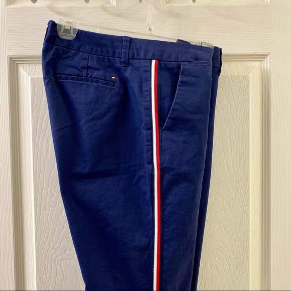 💠 3/$10 TOMMY HILFIGER Hampton Stretch Slim Chino - Picture 4 of 7
